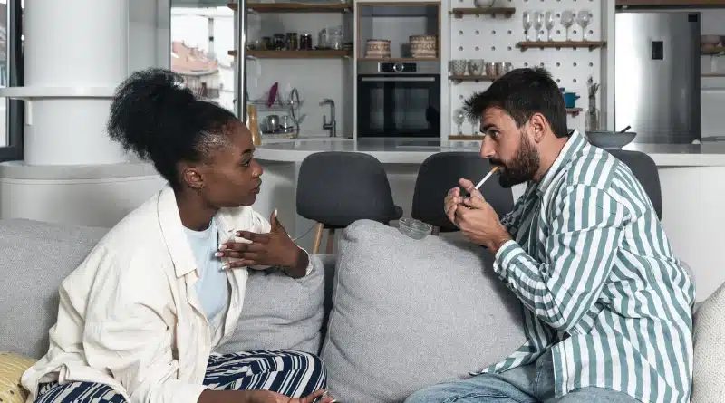 degats de cigarette en Airbnb